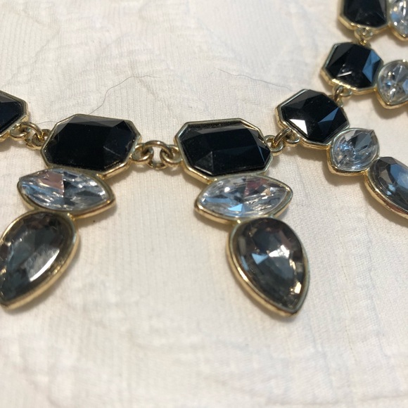 Short Necklace with Hanging Gems - Picture 2 of 3